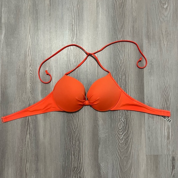 3 Victoria’s Secret PINK push up bikini tops size medium - read! - Picture 2 of 9